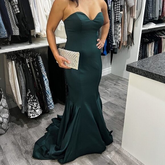 NWT Faviana Emerald Green Strapless Formal Gown $395 - Picture 11 of 14